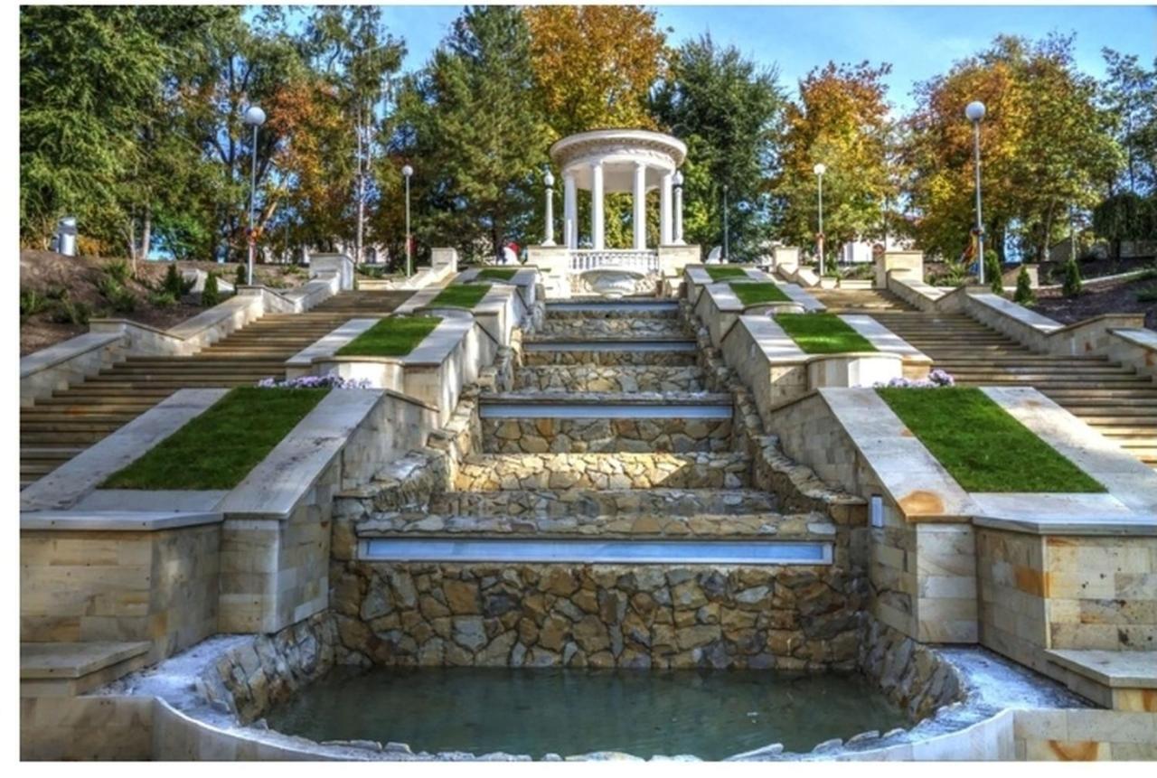 Ultracentral Armeneasca Street Кишинёв Экстерьер фото